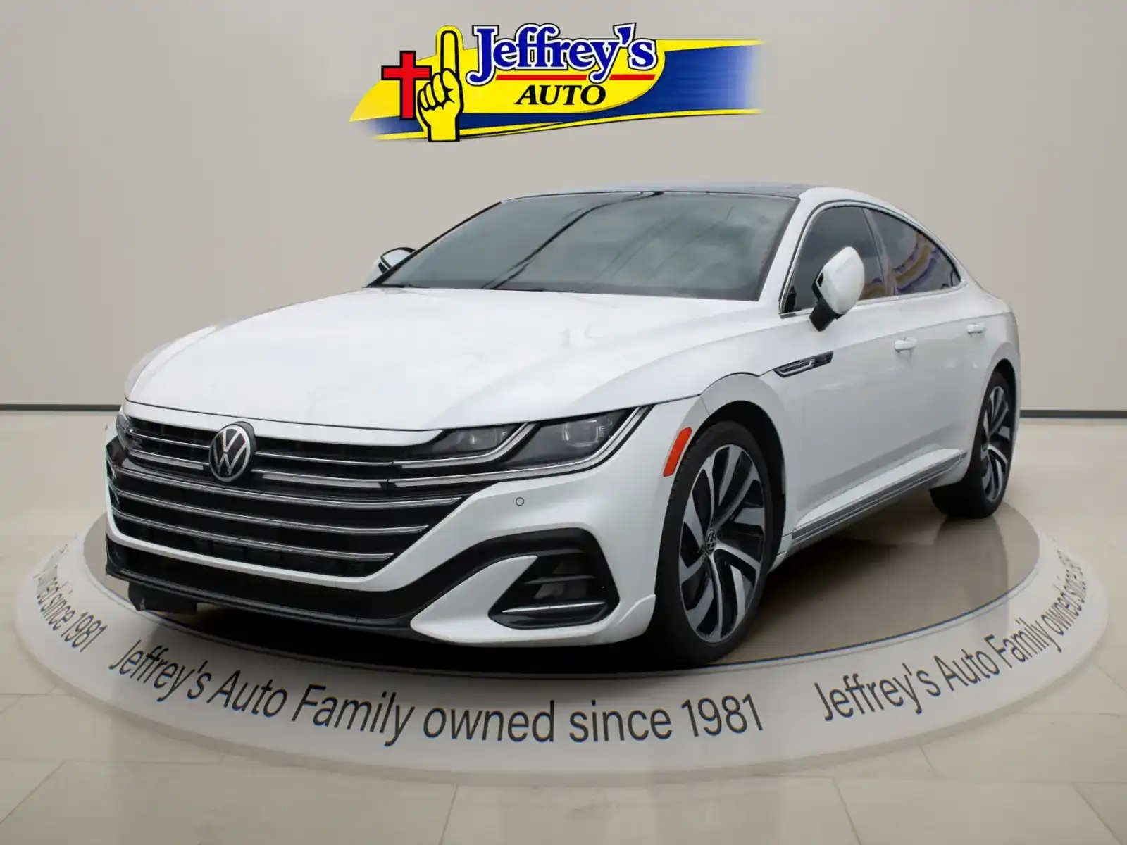 2021 Volkswagen Arteon SEL R-Line's photo