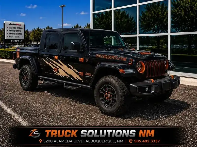 2021 Jeep Gladiator Mojave's photo