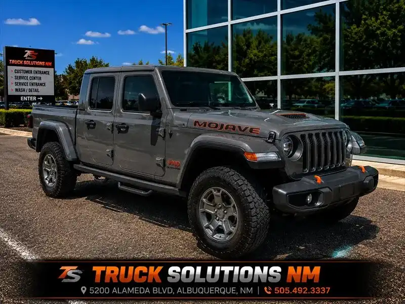 2023 Jeep Gladiator Mojave's photo