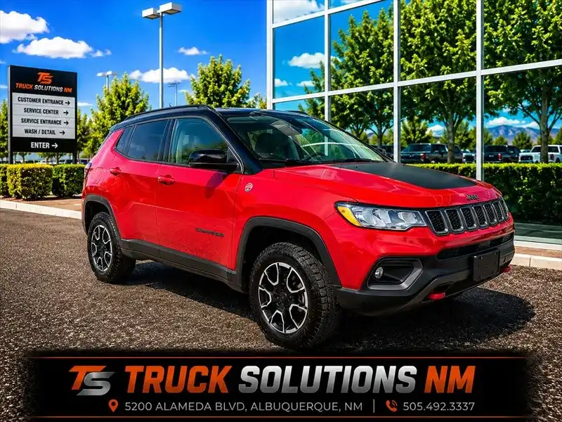 2025 Jeep Compass Trailhawk 4X4's photo