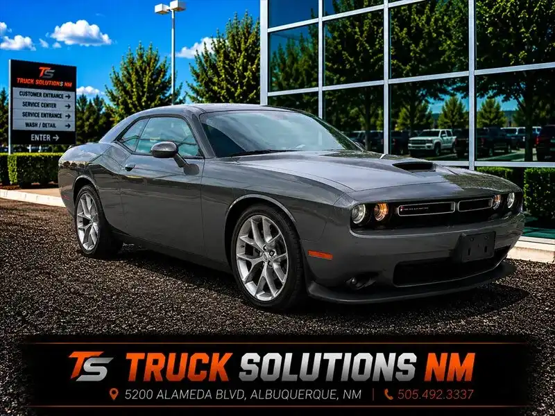 2022 Dodge Challenger GT Auto's photo