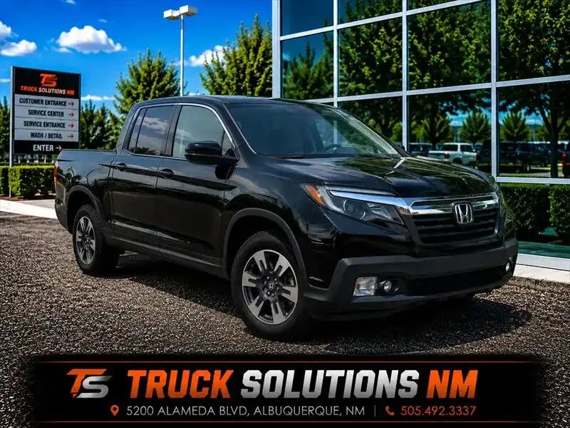 2017 Honda Ridgeline RTL AWD's photo