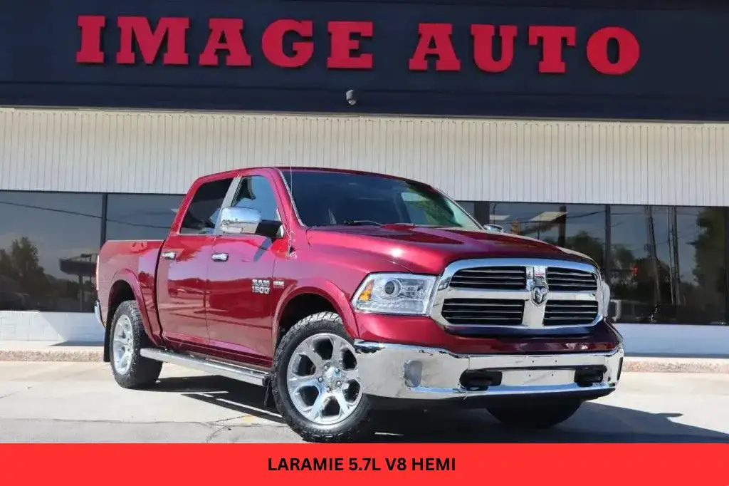 2018 RAM 1500 Laramie 4x4 Crew Cab 5'7's photo
