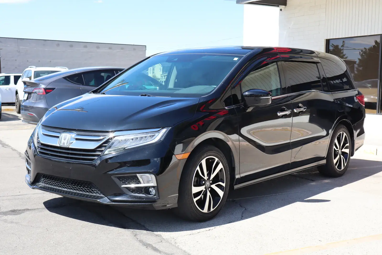 2019 Honda Odyssey Elite photo 3