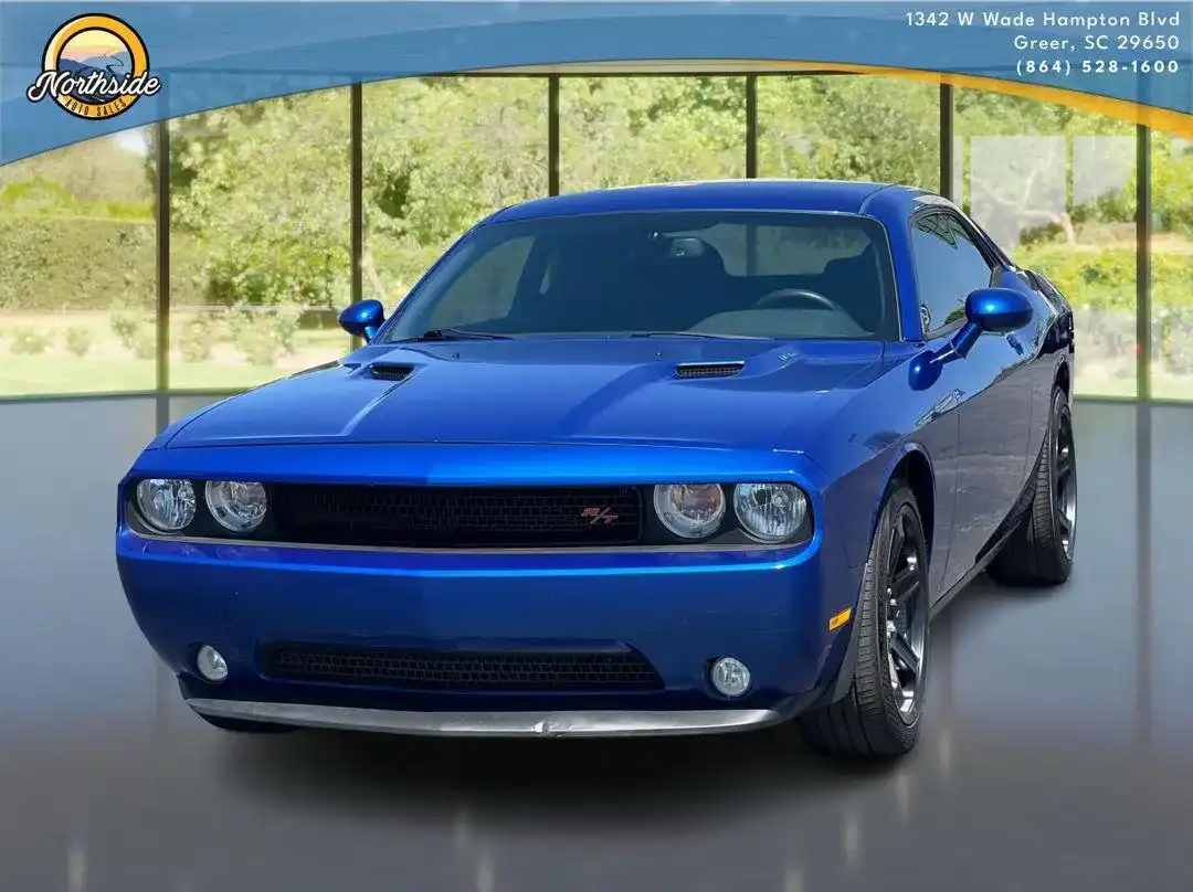 2012 Dodge Challenger R/T's photo