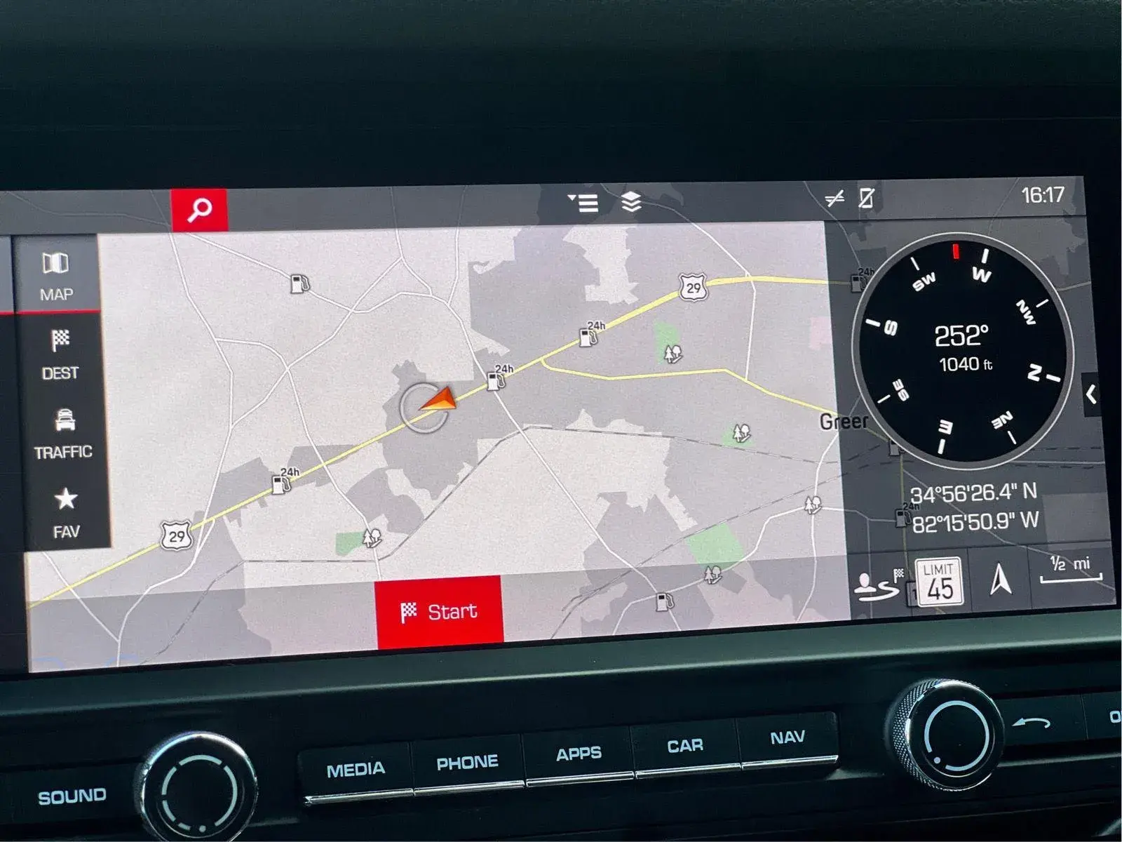 2019 Porsche Macan Base photo 4