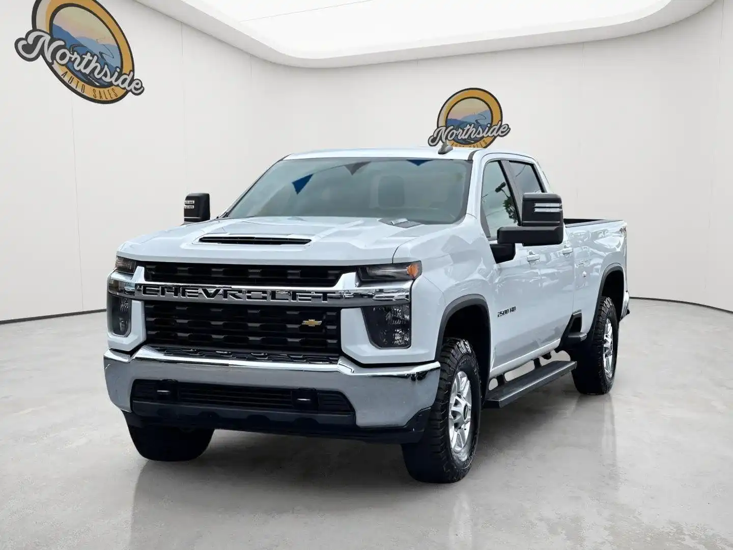 2022 Chevrolet Silverado HD LT 4WD Crew Cab Long Box's photo