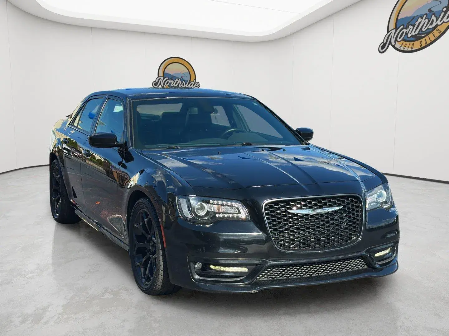 2019 Chrysler 300 S photo 3