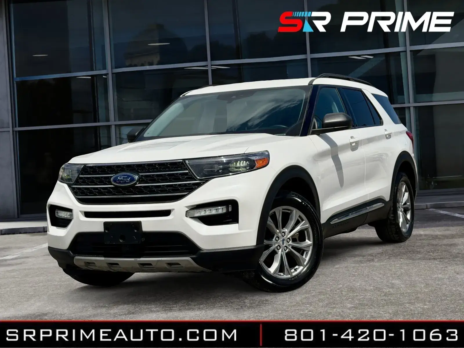 2022 Ford Explorer XLT 4WD photo 1
