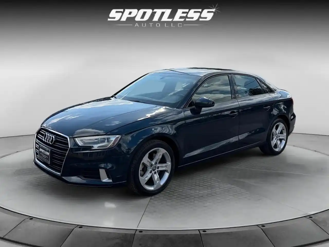 2018 Audi A3 2.0T FWD S tronic Premium's photo