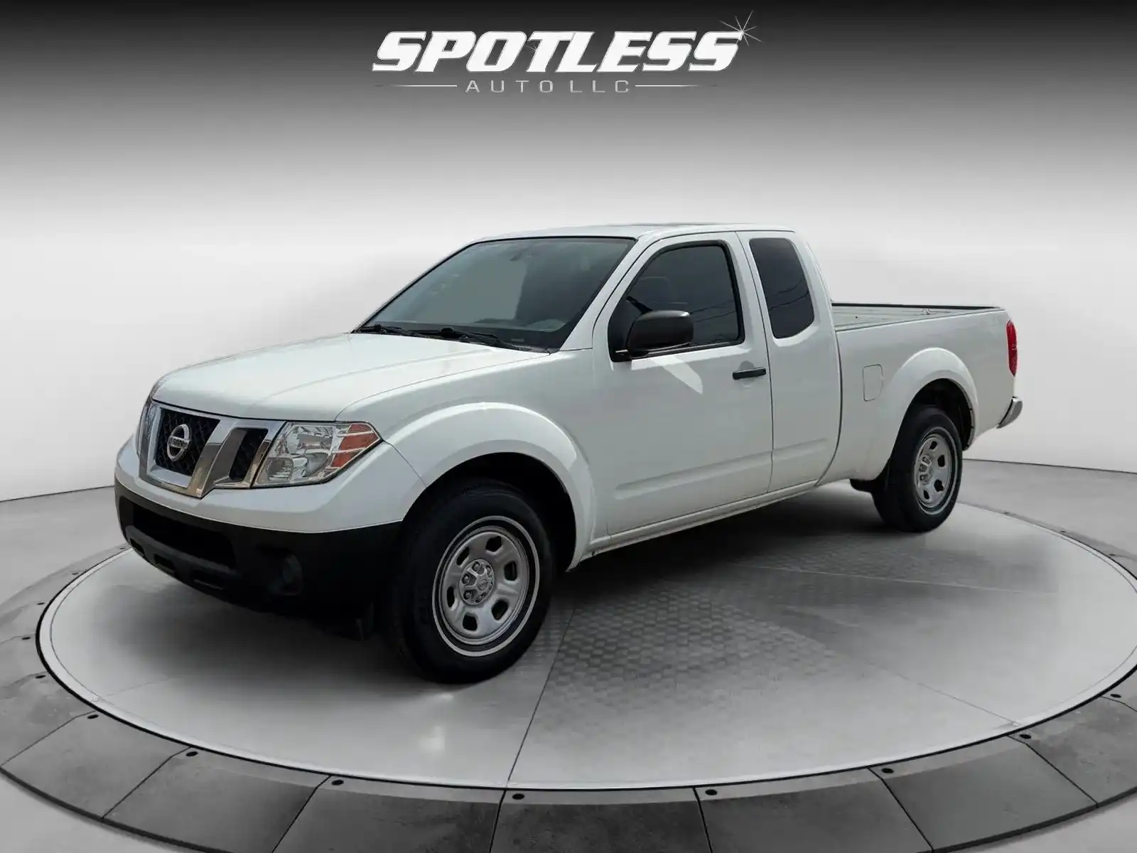2016 Nissan Frontier 2.5 S King Cab 2WD Auto's photo