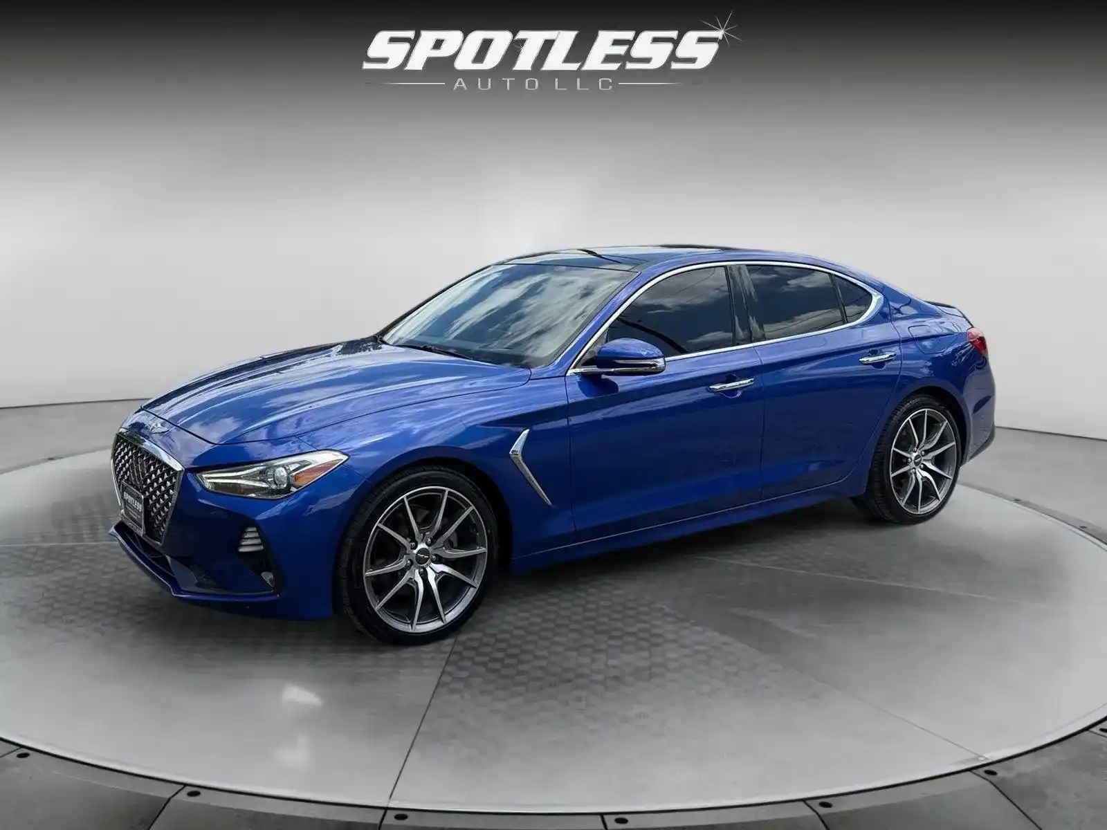 2021 Genesis G70 2.0T Standard's photo