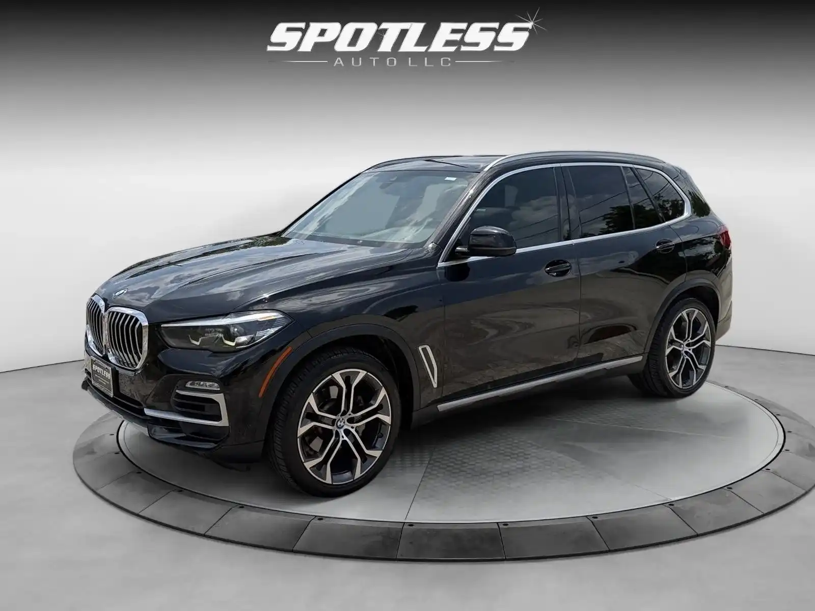 2021 BMW X5 sDrive40i's photo