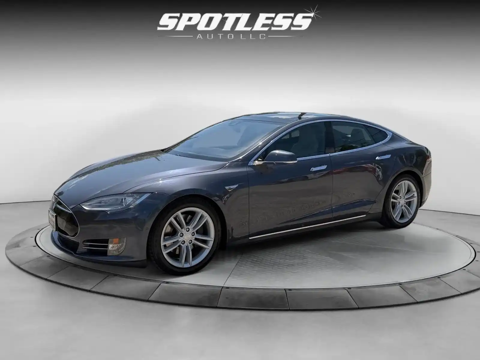 2016 Tesla Model S's photo