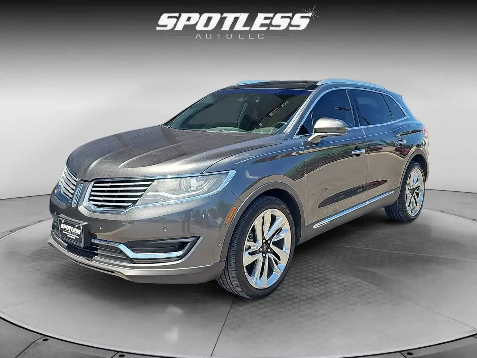 2017 Lincoln MKX Reserve AWD's photo