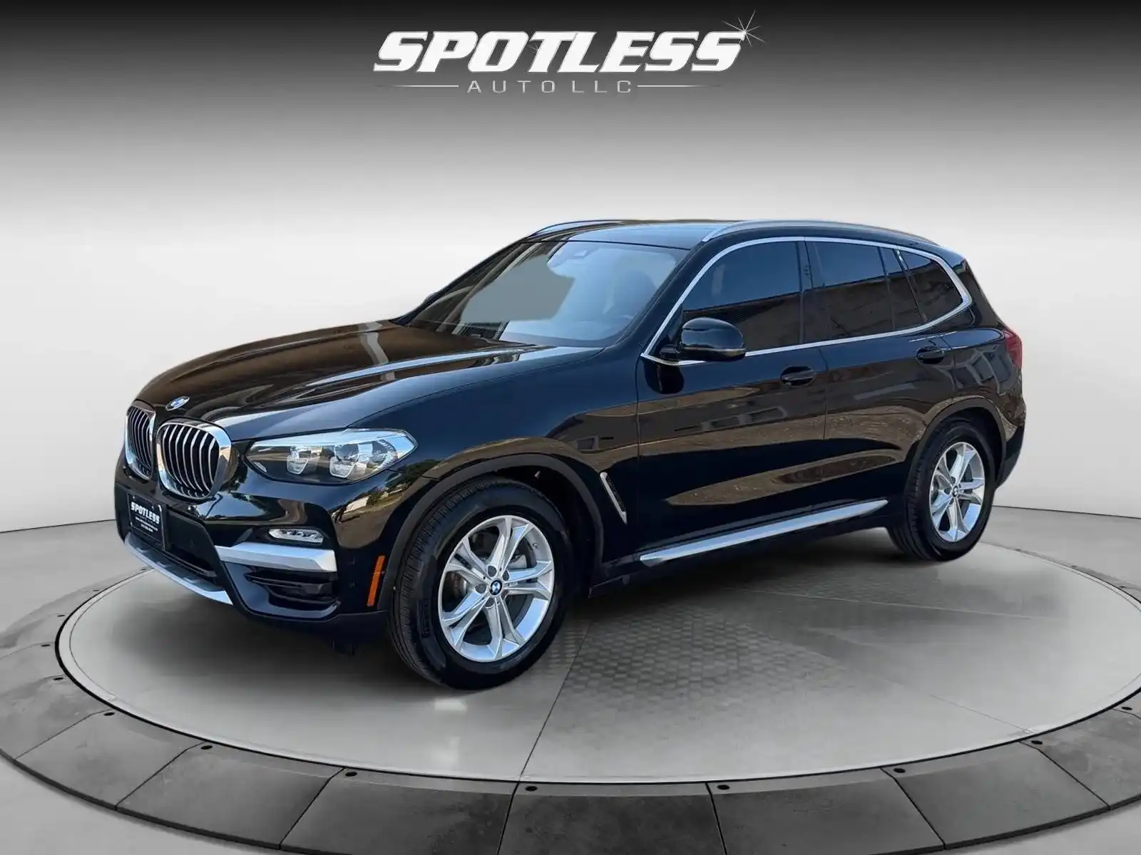 2019 BMW X3 sDrive30i's photo