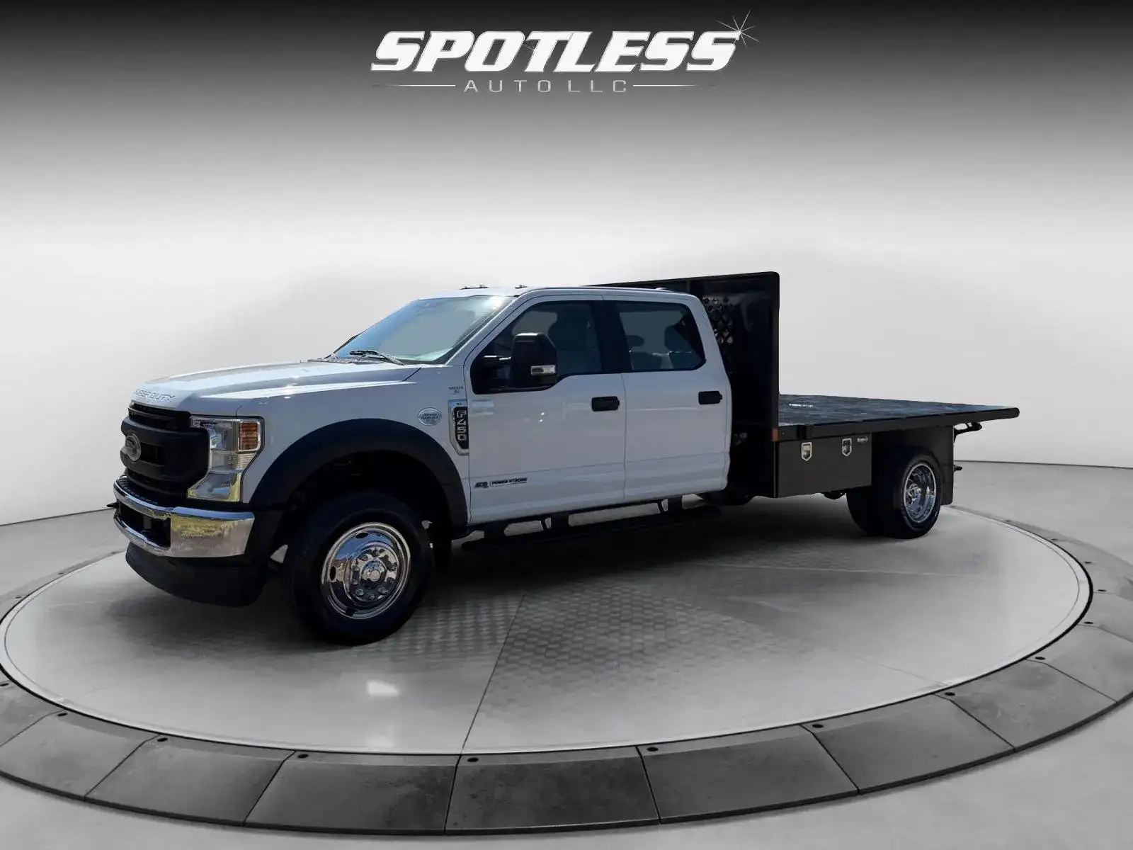 2022 Ford F-450 XL Crew Cab 203-In DRW's photo