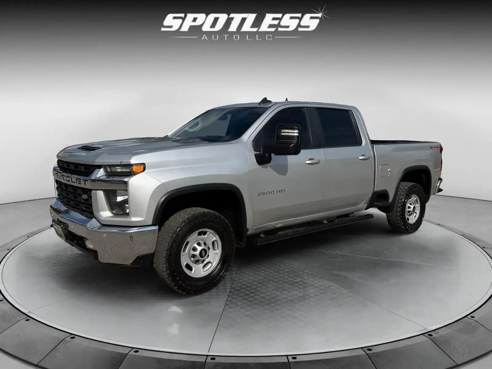 2020 Chevrolet Silverado HD LT 4WD Crew Cab Standard Box's photo