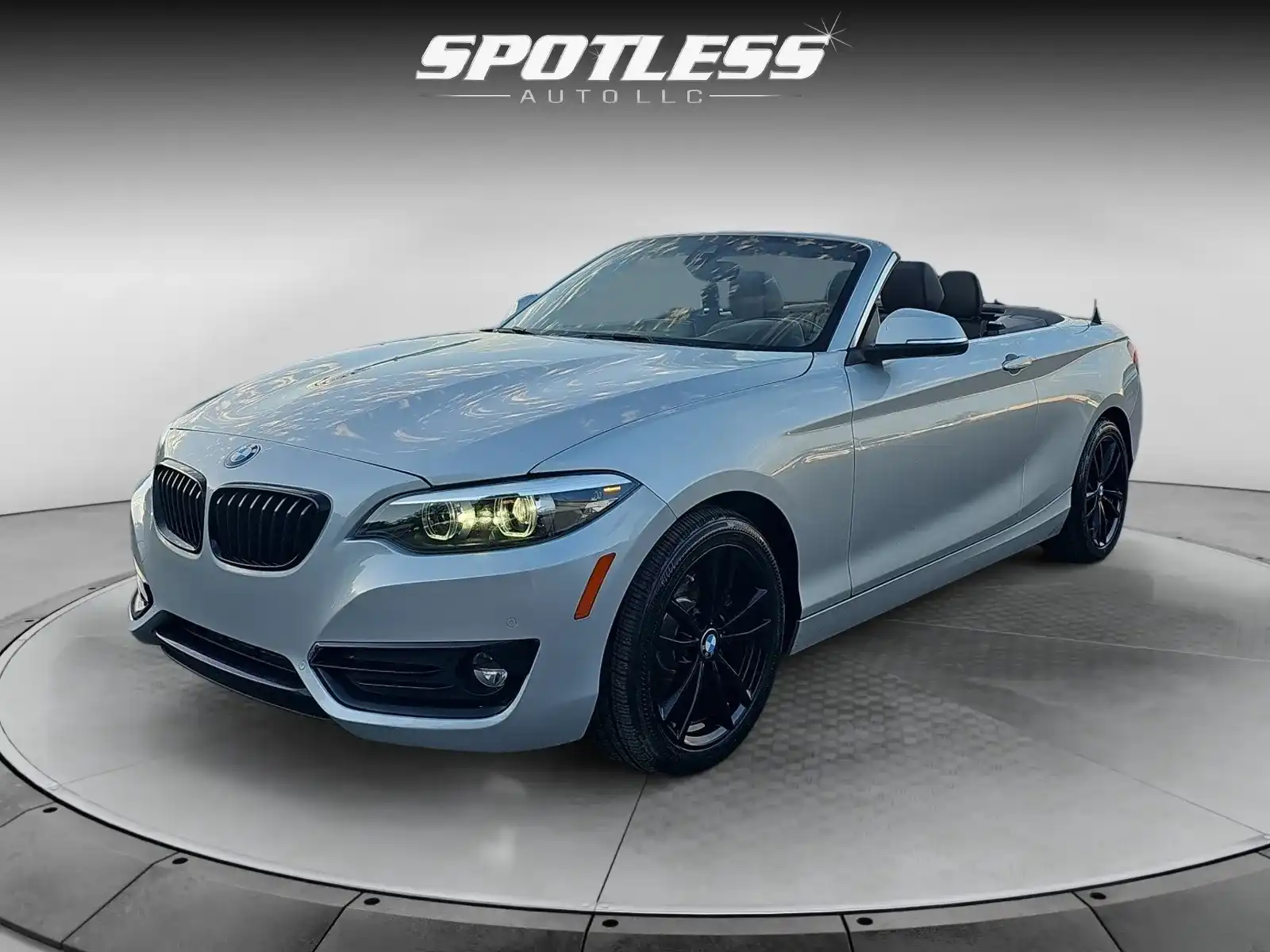 2020 BMW 2 Series 230i xDrive Convertible's photo