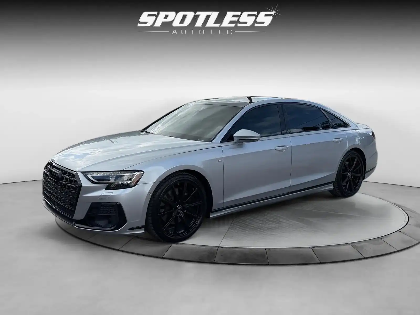 2024 Audi A8 55 TFSI L quattro Tiptronic's photo