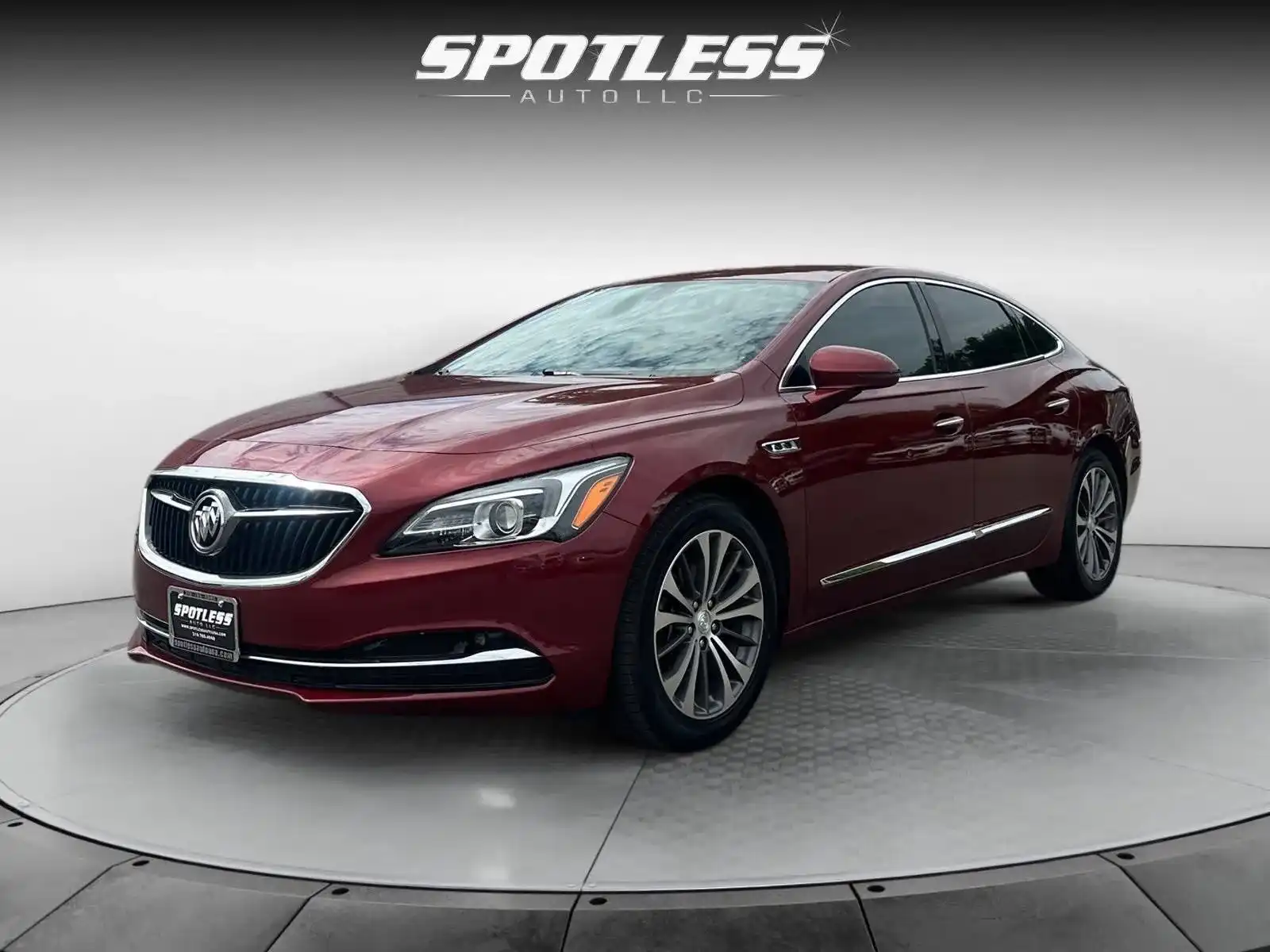 2017 Buick LaCrosse Essence's photo
