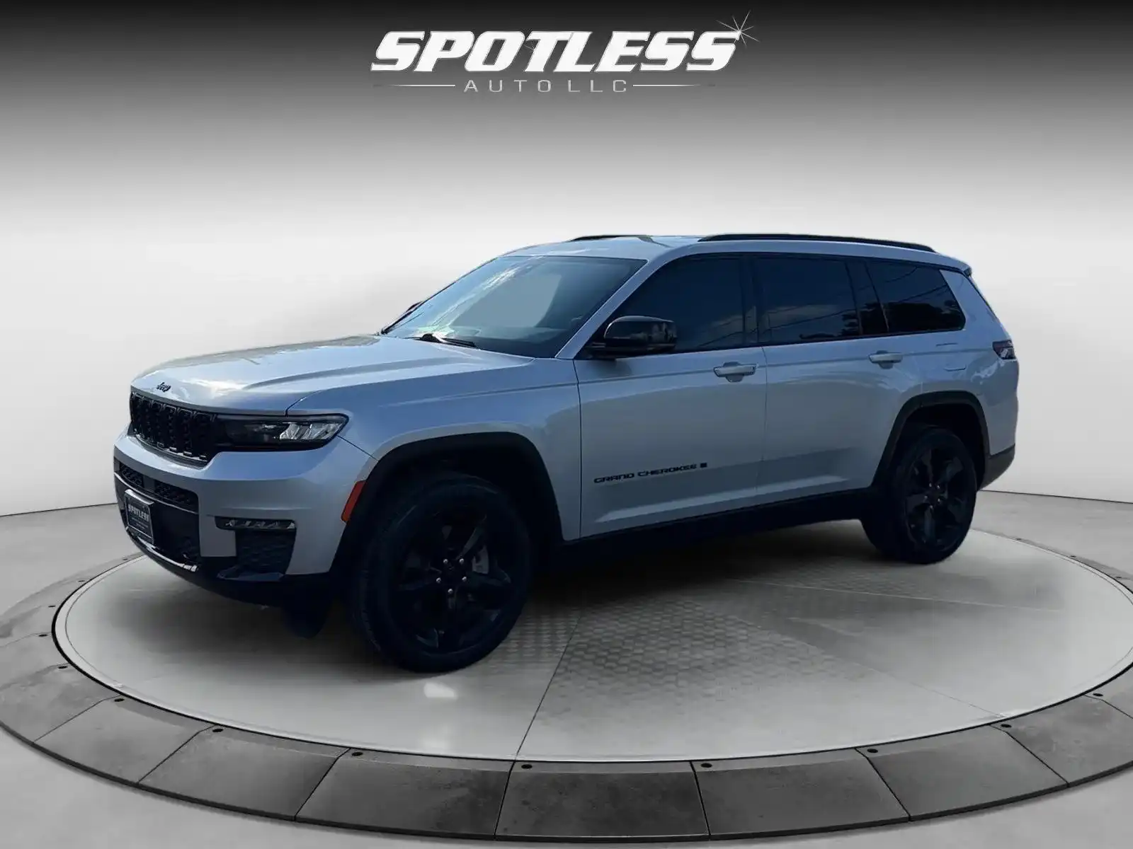 2021 Jeep Grand Cherokee L Altitude's photo