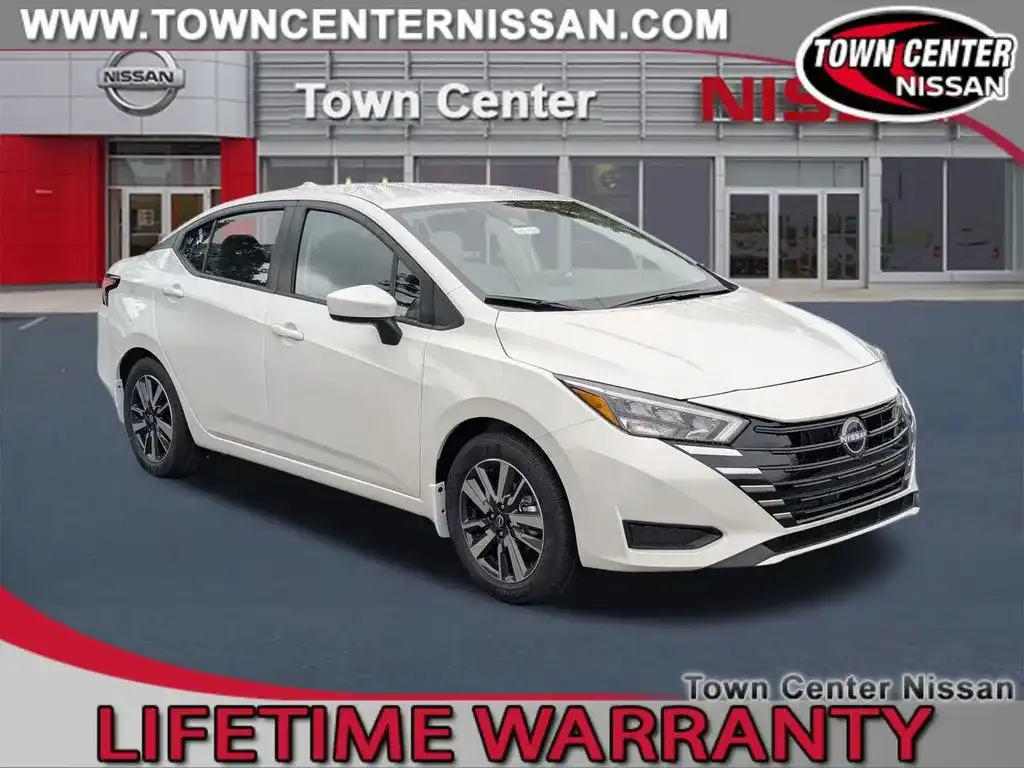 2025 Nissan Versa 1.6 SV CVT's photo