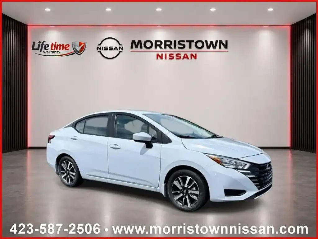 2025 Nissan Versa 1.6 SV CVT's photo