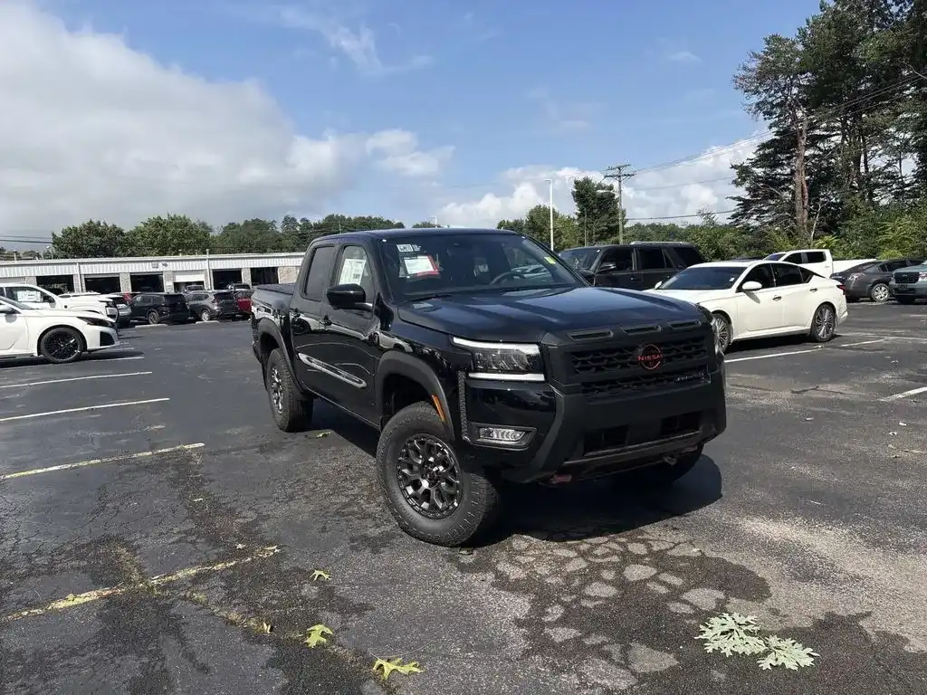 2026 Nissan Frontier PRO-4X Crew Cab 4X4's photo