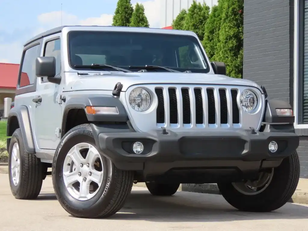 2022 Jeep Wrangler Sport S's photo