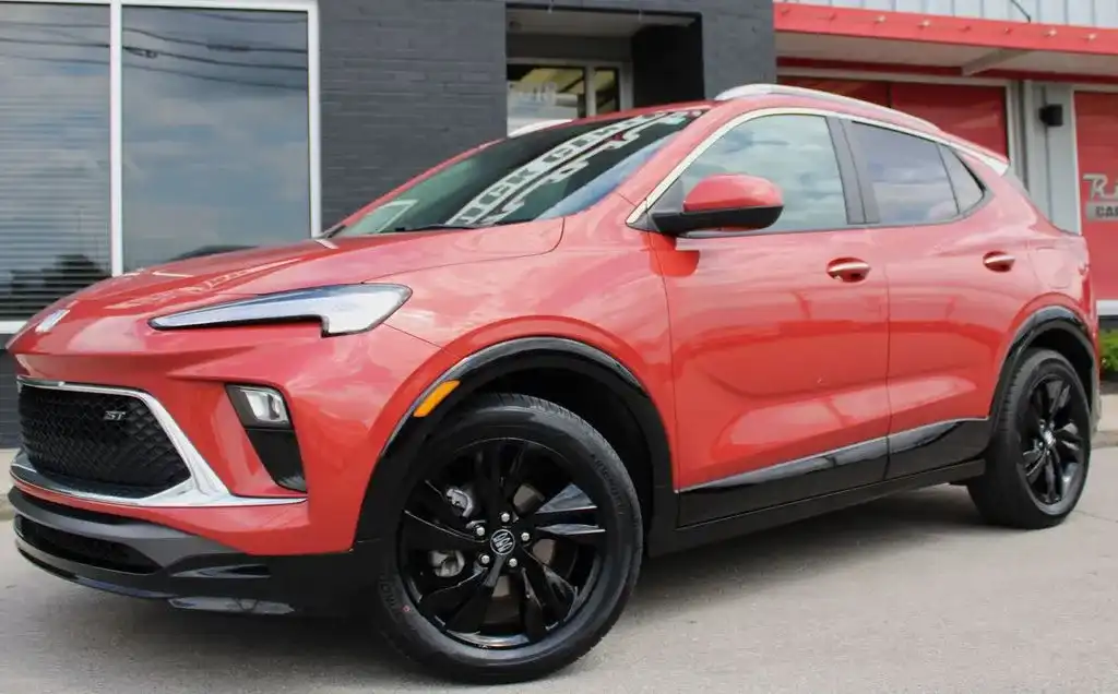 2024 Buick Encore GX Sport Touring's photo