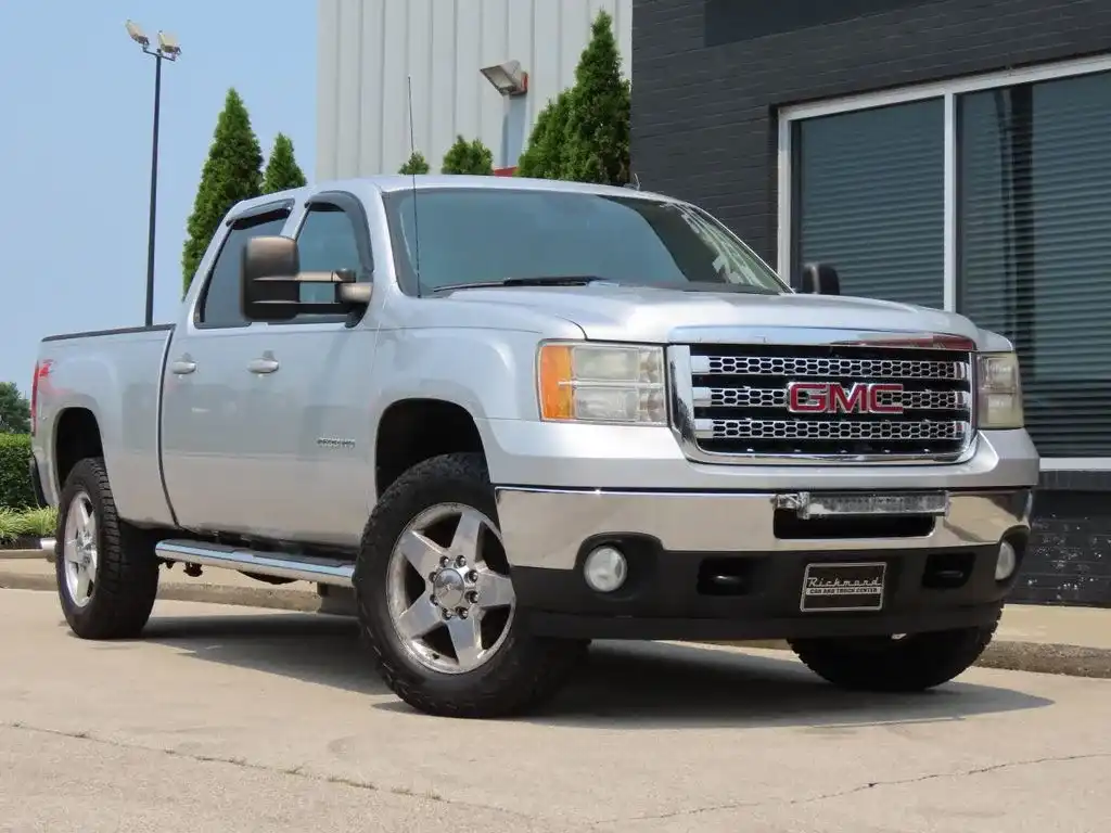 2012 GMC Sierra 4WD Crew Cab 6.5ft SLT's photo