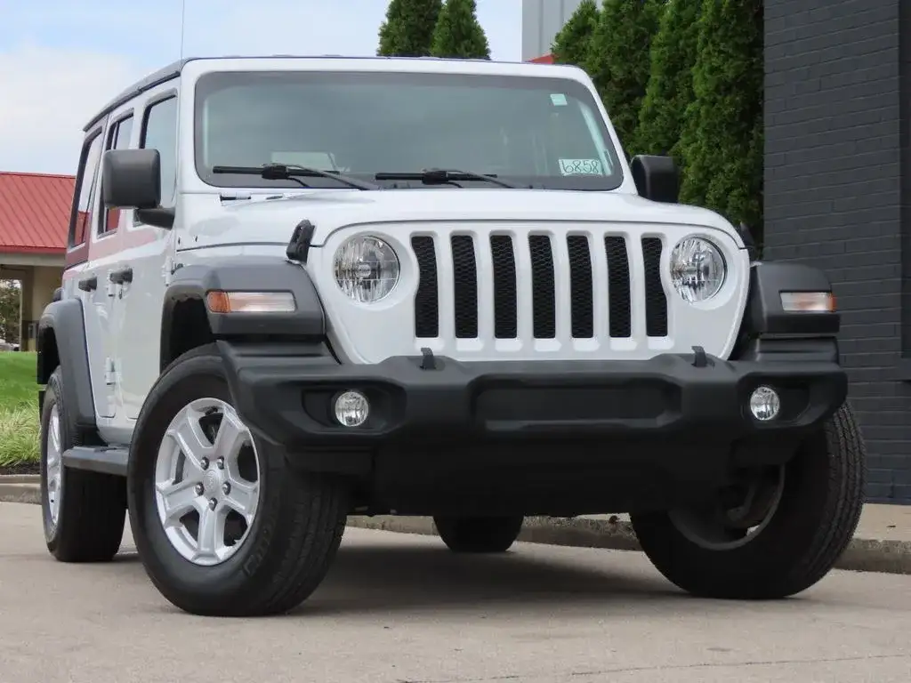 2021 Jeep Wrangler Sport S's photo