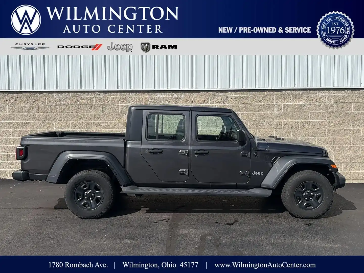 2021 Jeep Gladiator Sport's photo