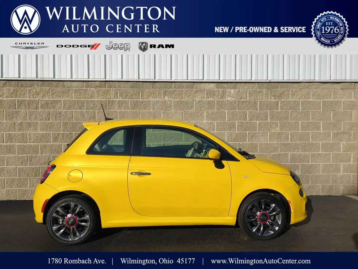 2017 FIAT 500 Pop's photo