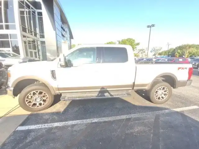 2022 Ford F-250 Lariat 4WD Crew Cab 6-3/4' Box's photo