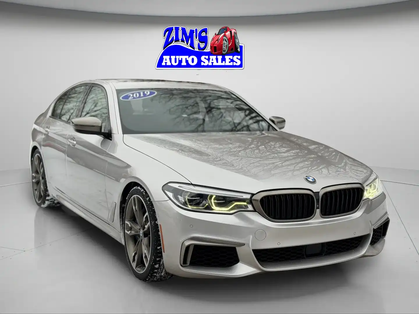2019 BMW 5 Series M550i xDrive Sedan's photo