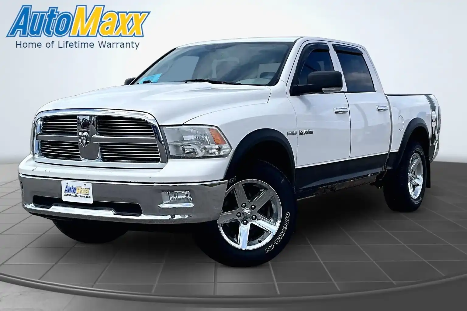 2009 Dodge Ram 1500 Sport 4x4 Crew Cab's photo