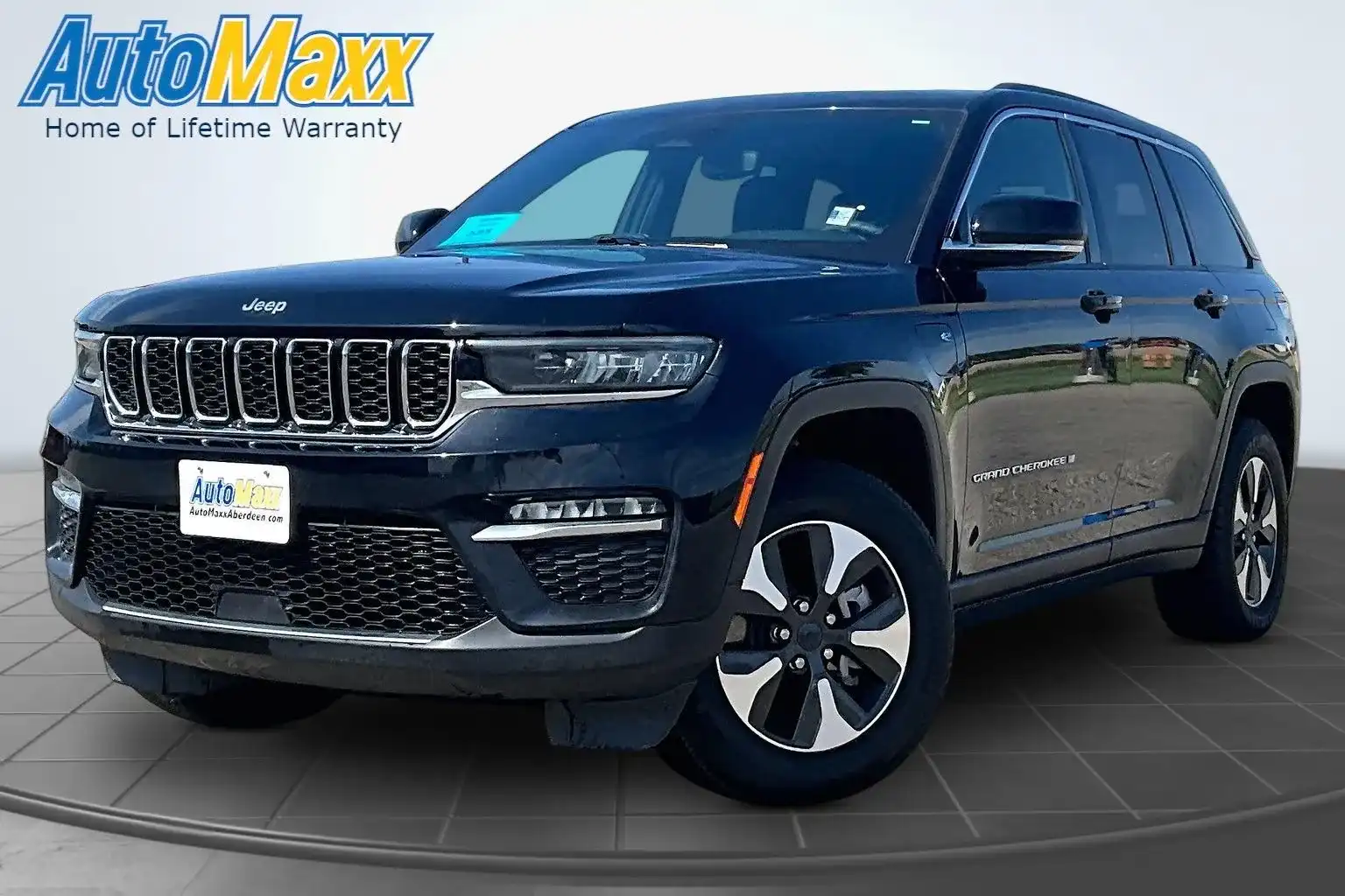 2024 Jeep Grand Cherokee 4xe 4x4's photo