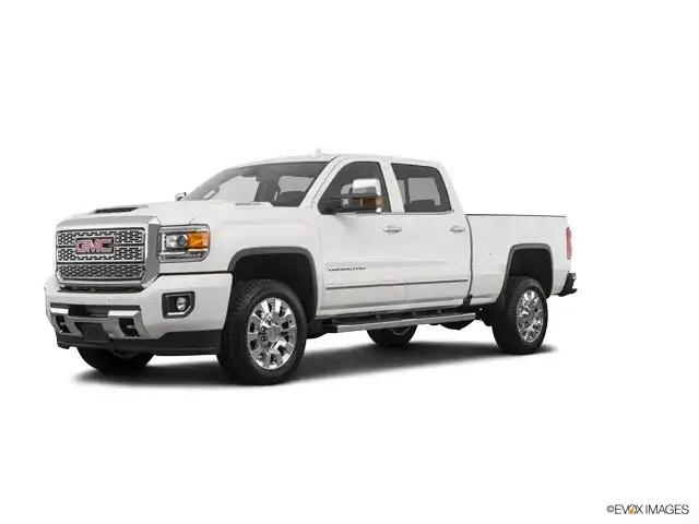 2019 GMC Sierra 4WD Crew Cab Standard Box Denali's photo