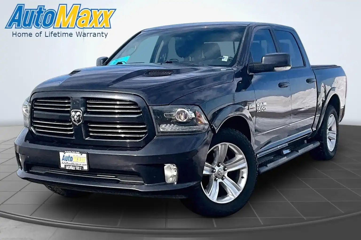 2013 RAM 1500 Sport 4x4 Crew Cab's photo