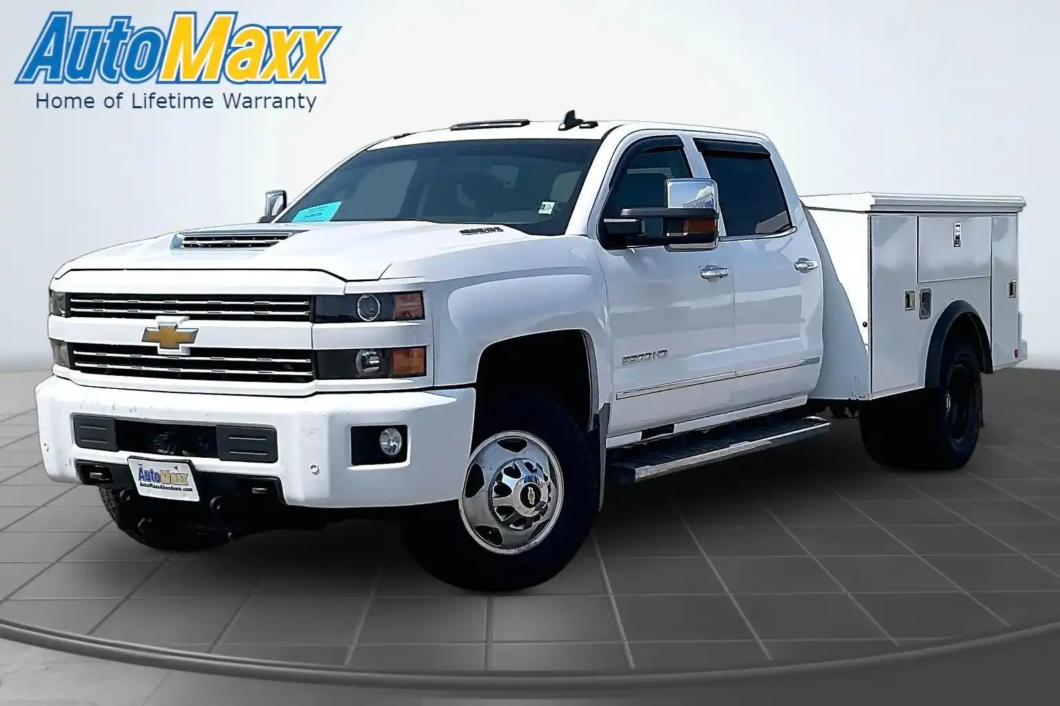 2018 Chevrolet Silverado HD LTZ 4WD Crew Cab Standard Box SRW's photo
