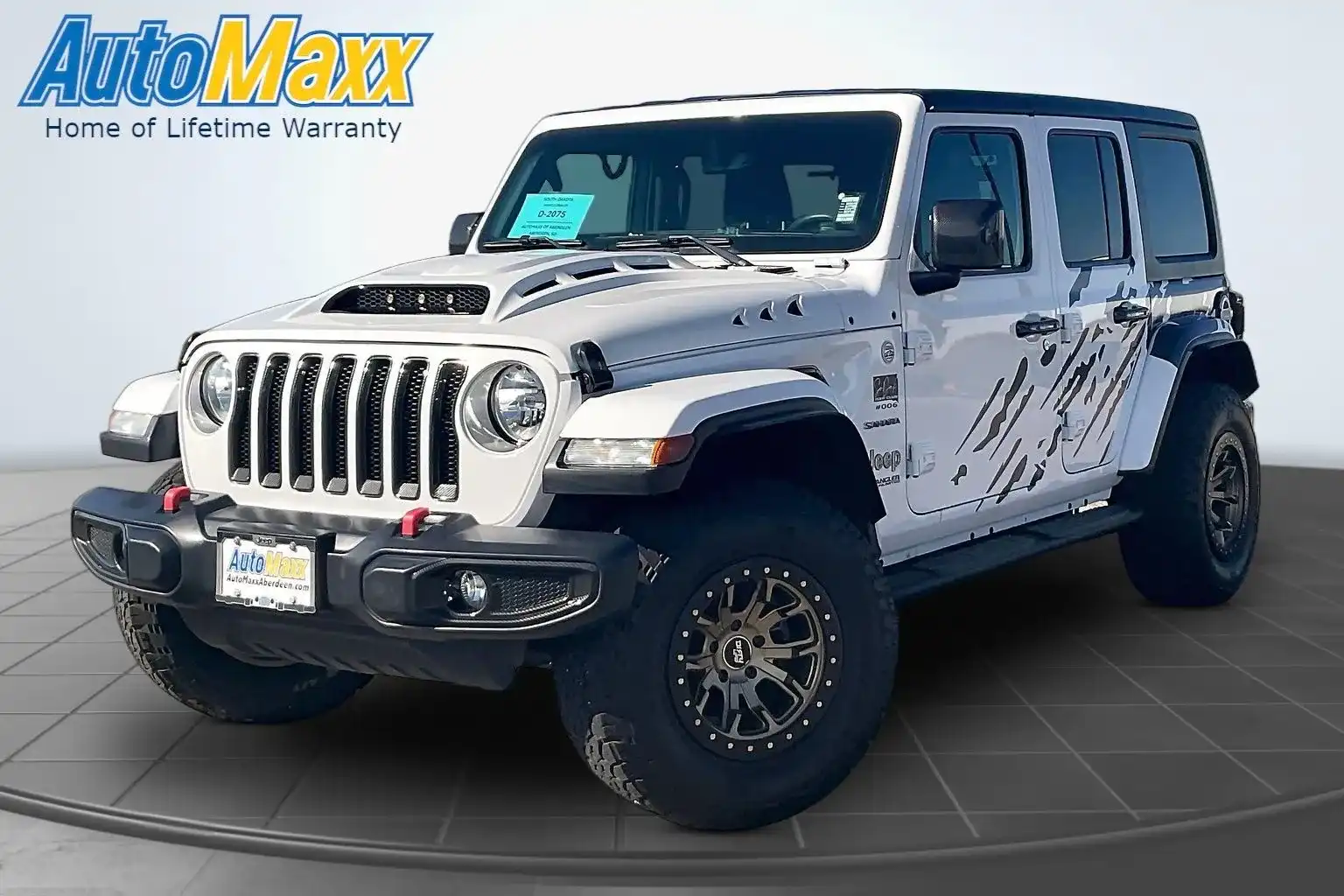 2020 Jeep Wrangler Sahara's photo