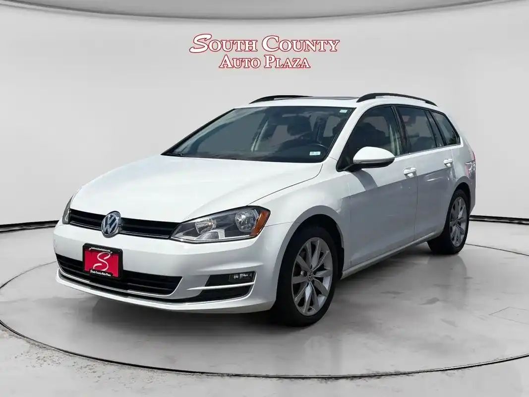 2016 Volkswagen Golf SportWagen TSI Limited Edition's photo