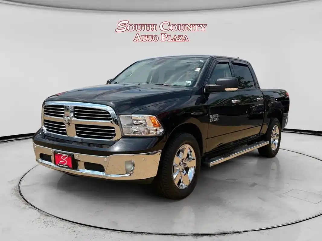 2016 RAM 1500 Big Horn 4x4 Crew Cab 5'7's photo