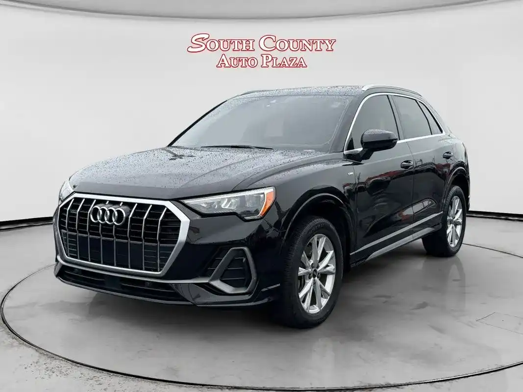 2021 Audi Q3 45 TFSI S Line Premium quattro's photo