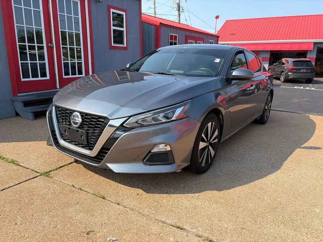 2021 Nissan Altima 2.5 SV's photo