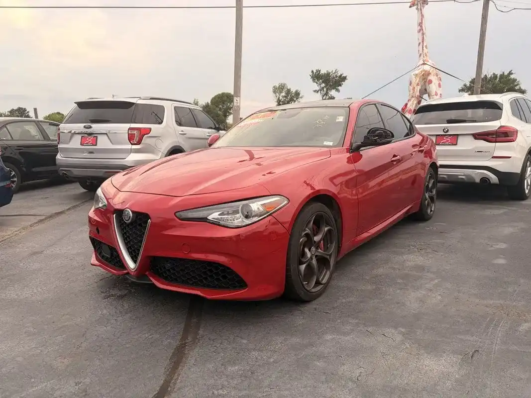 2018 Alfa Romeo Giulia 2.0 Ti Sport AWD Auto's photo