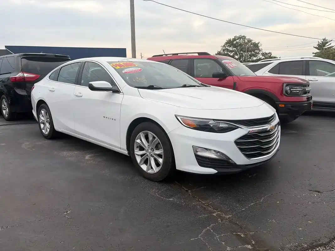 2023 Chevrolet Malibu 1LT's photo