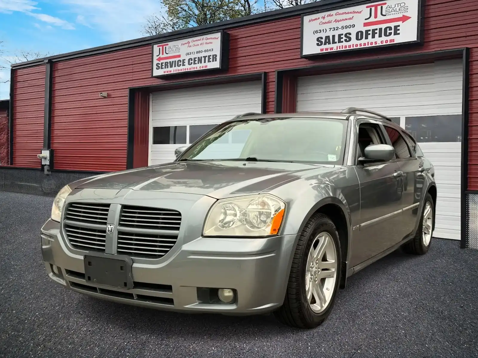 2006 Dodge Magnum R/T's photo